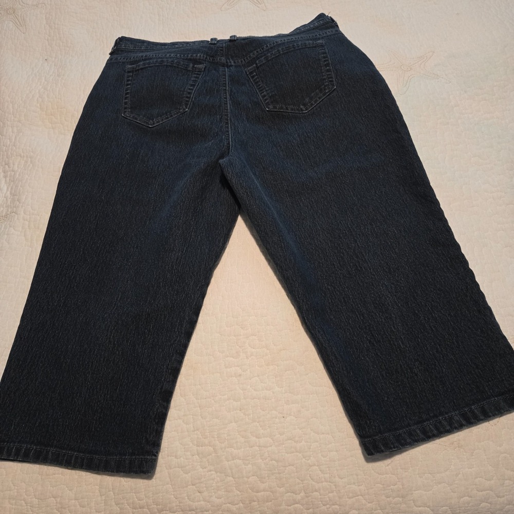 Gloria Vanderbilt Amanda jean capris Size 14 indigo denim cotton blend tapered